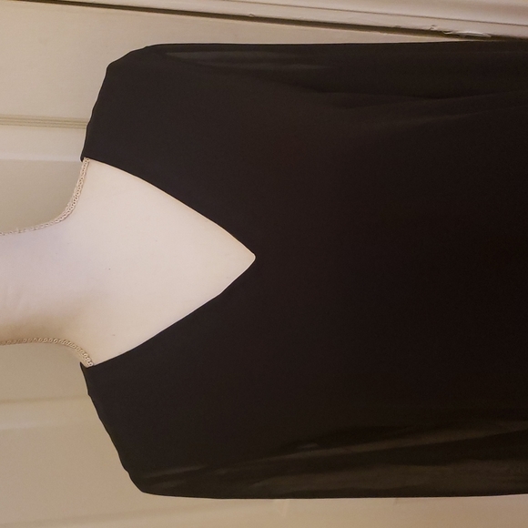 Vince Camuto Black V Neck top - Picture 2 of 9